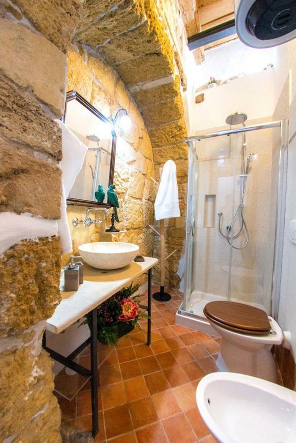 Apartamento Ortigia Ancient House Syracuse Exterior foto
