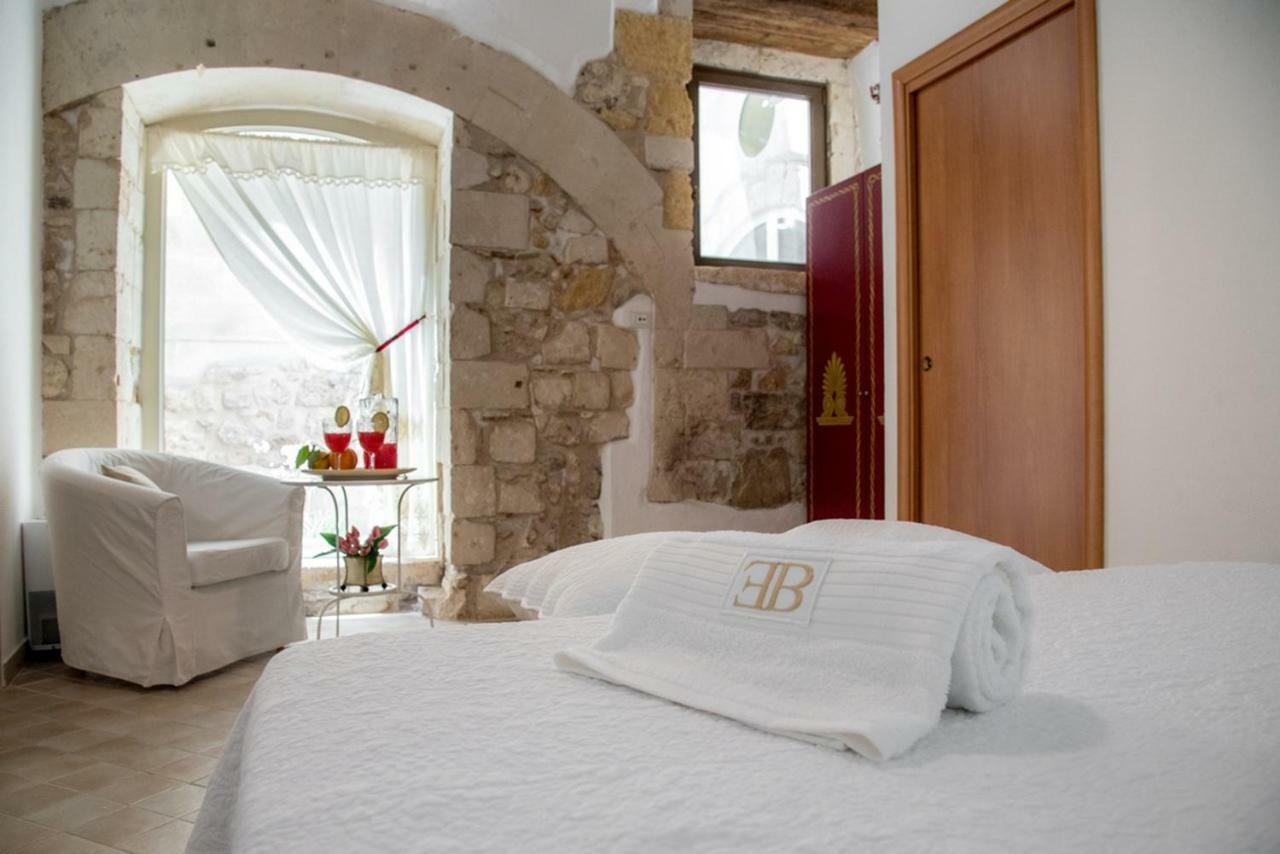 Apartamento Ortigia Ancient House Syracuse Exterior foto
